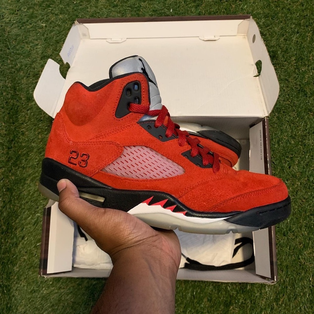 Jordan 5 raging bulls